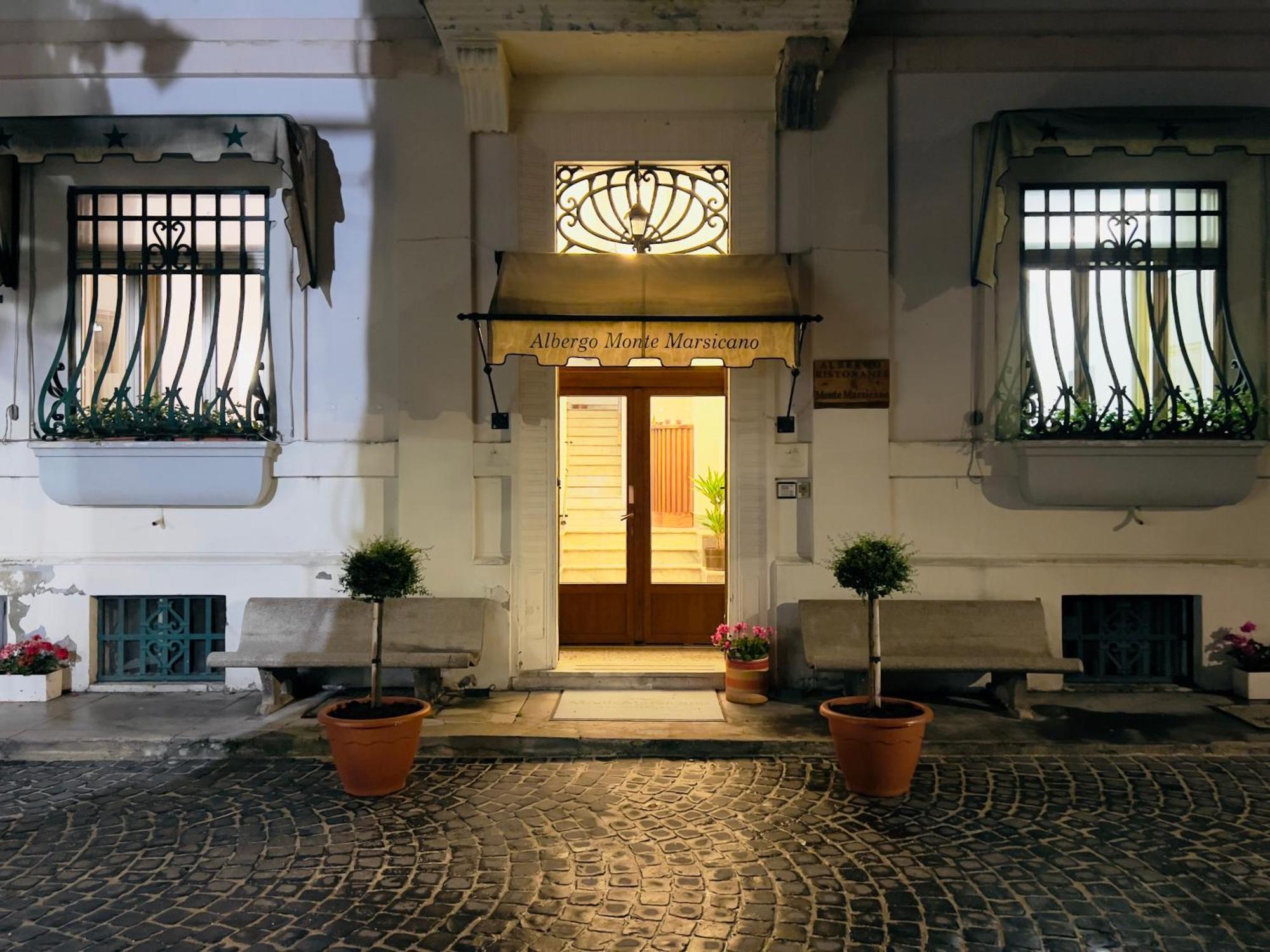 Monte Marsicano Hotel Pescasseroli Exterior foto